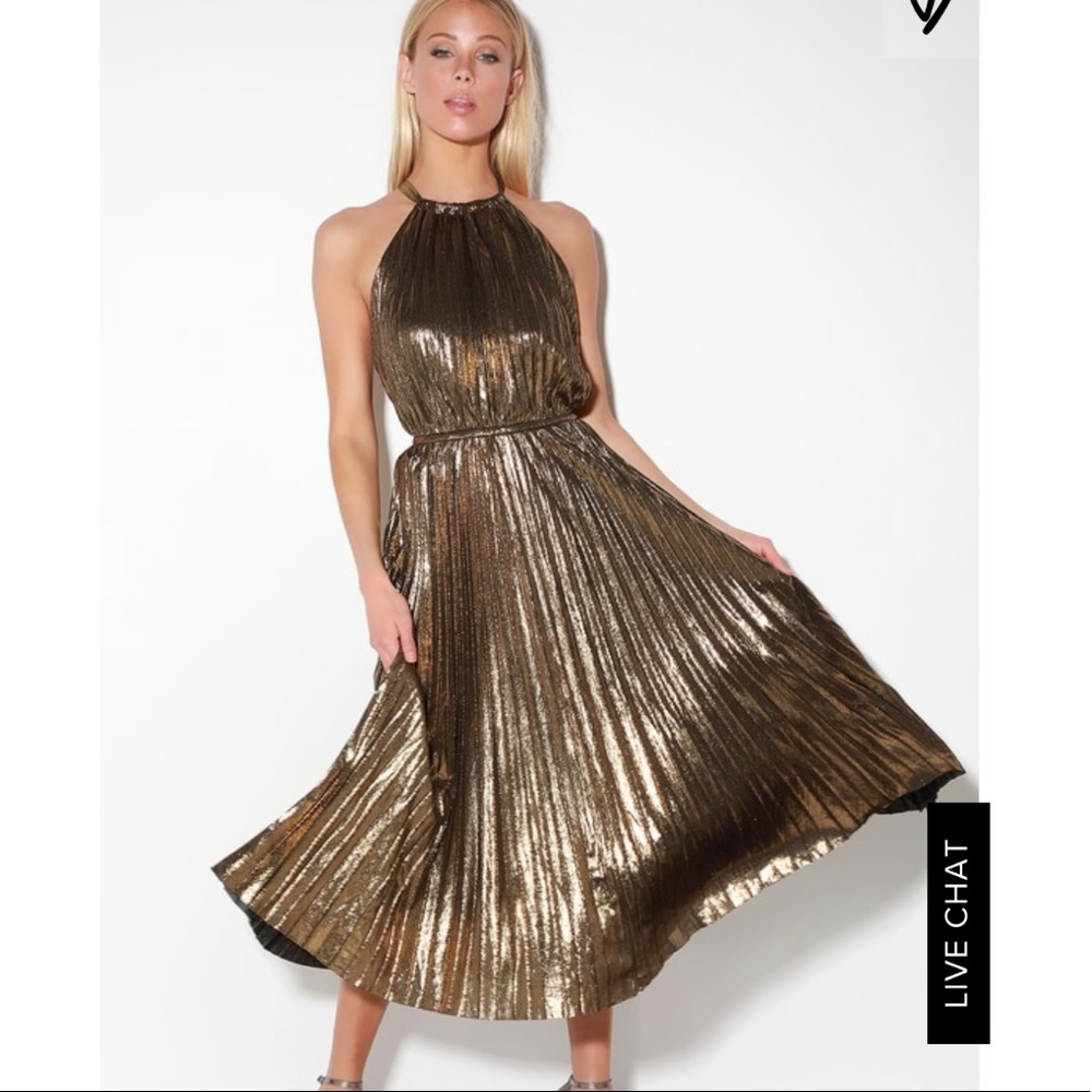 [Lulu’s] Lucy Paris Gold Pleated Midi Dress Small